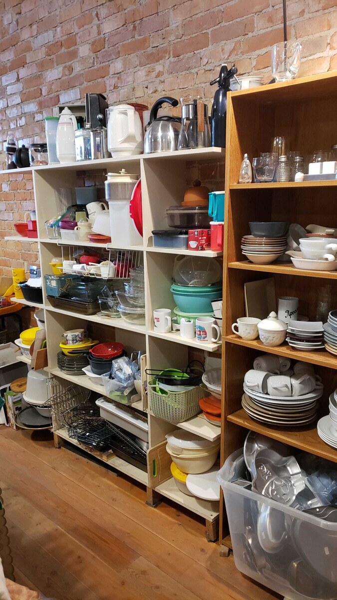 Housewares at Second Chance Moose Jaw